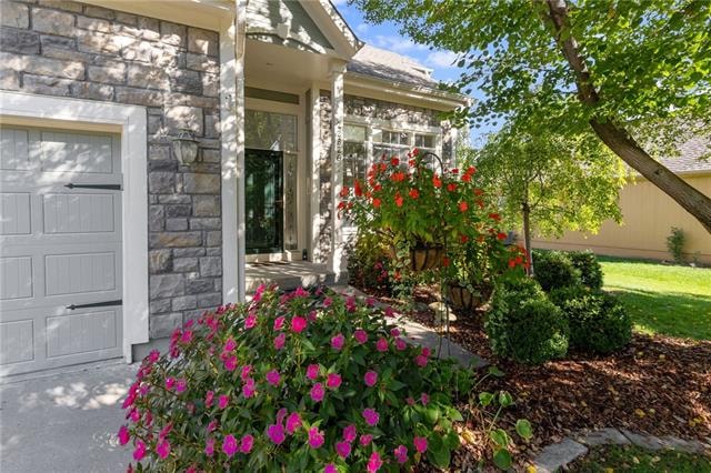 22626 W 49th Terrace, Shawnee, KS 66226 - photo 1