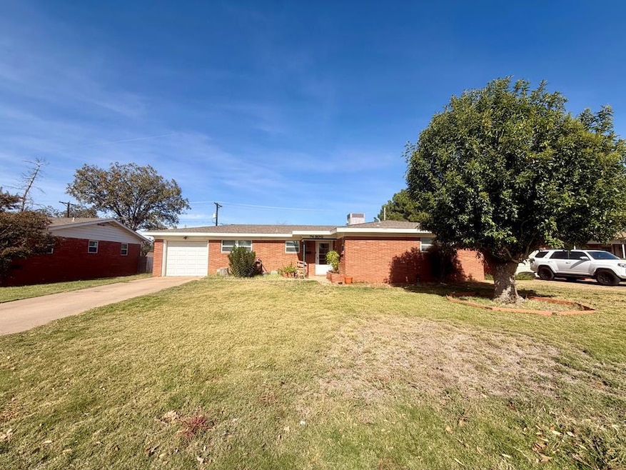 714 Boyd Ave, Midland, TX 79705 - photo 1