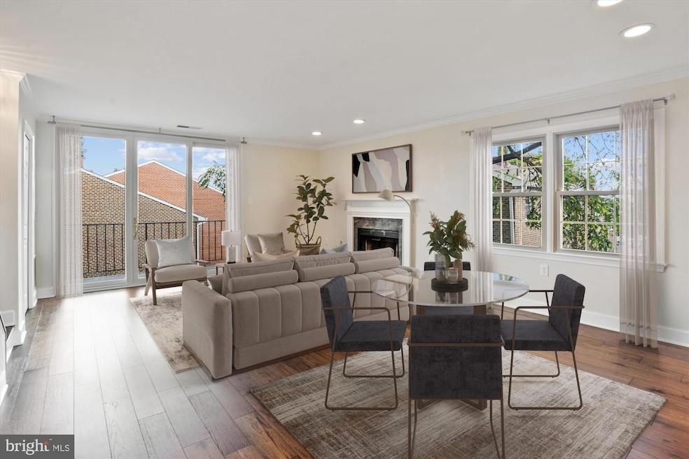 945 S Scott St unit 2, Arlington, VA 22204 - photo 1