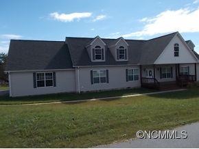 76 Cheraw Ln, Flat Rock, NC 28731 - photo 1