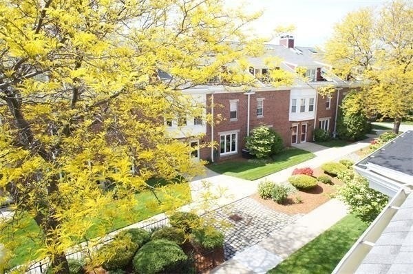 158 Quincy Shore Dr unit 90, Quincy, MA 02171 - photo 1