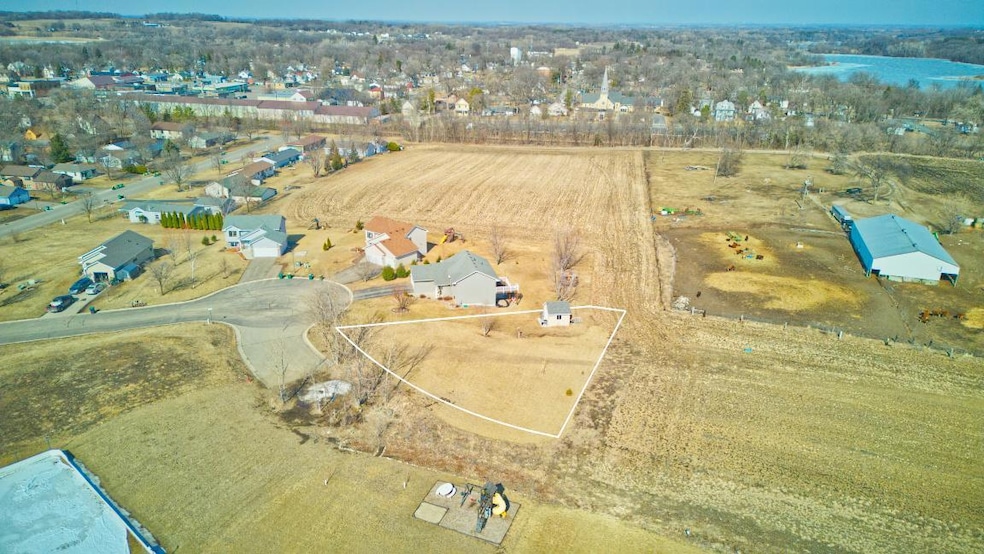 Pending $25,000 • Co-Listing Agent