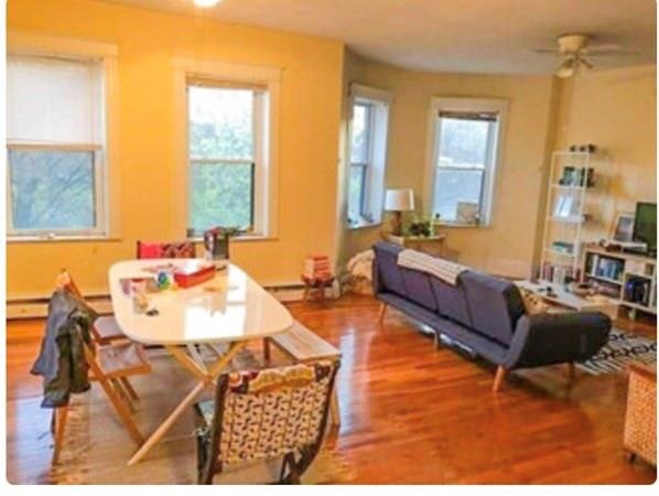 260 Aspinwall Ave unit 3, Brookline, MA 02445 - photo 1