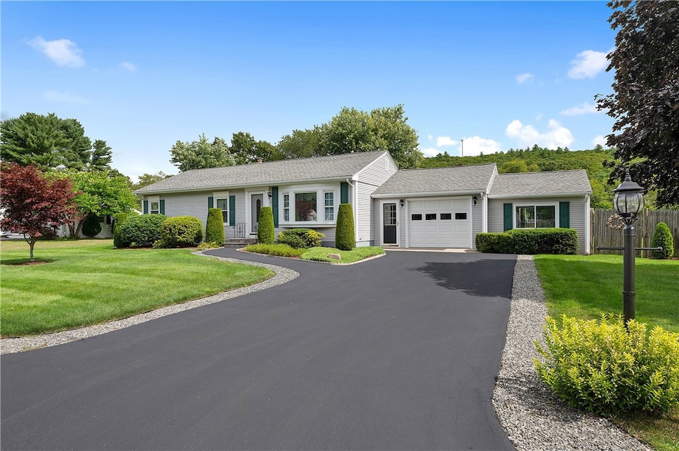 3 Eleanor Dr, Cumberland, RI 02864 - photo 1