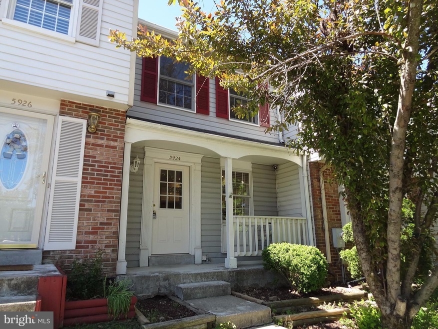 5924 Rowanberry Dr, Elkridge, MD 21075 - photo 1