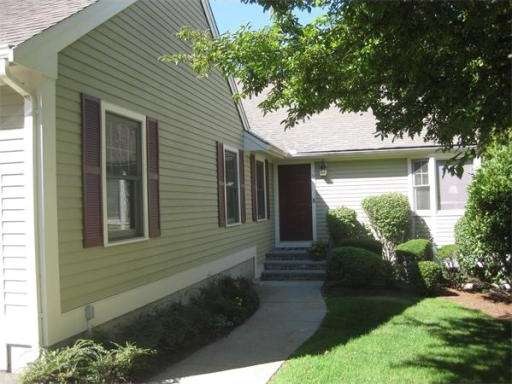 501 Lexington St unit 51, Waltham, MA 02452 - photo 1