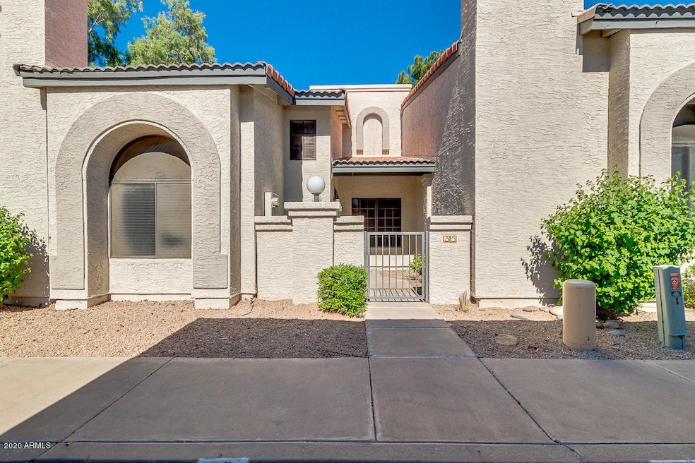 1718 S Longmore unit 35, Mesa, AZ 85202 - photo 1