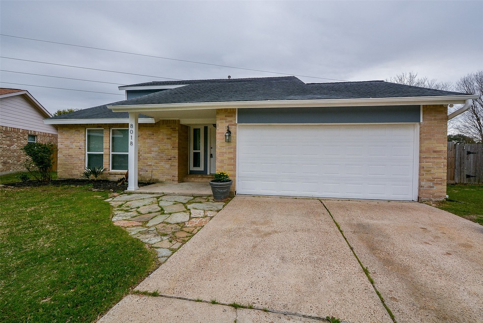 8018 Split Pine Dr, Houston, TX 77040 - photo 1