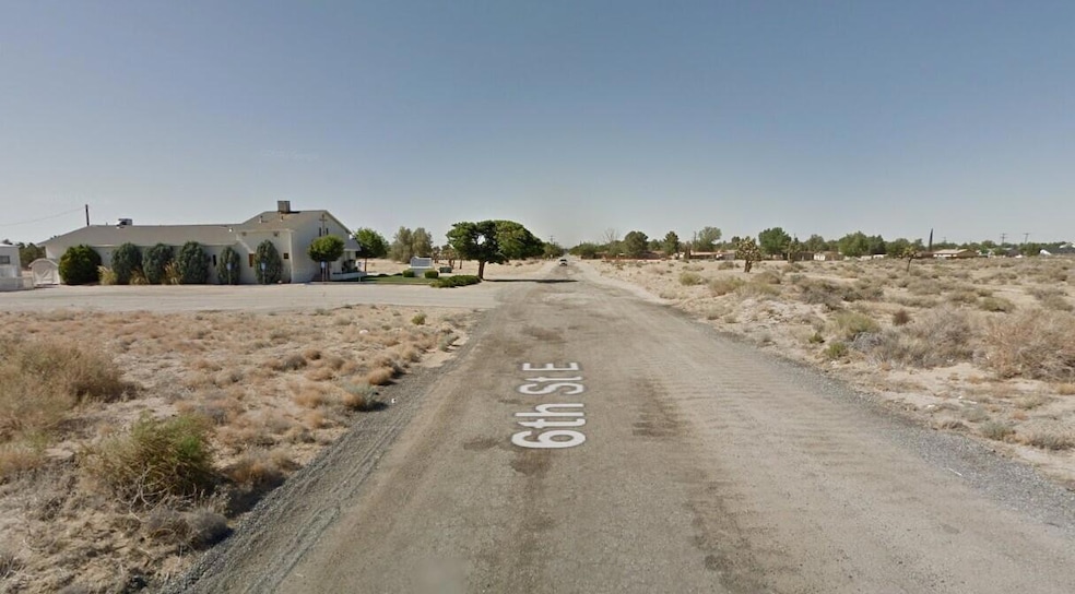 0 unit 25008816, Lancaster, CA 93535 - photo 1