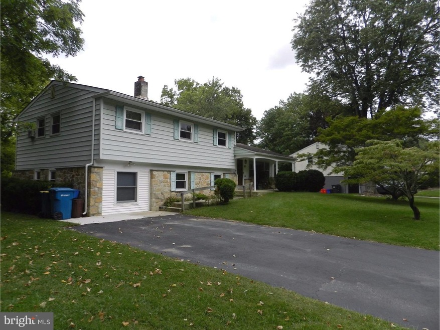 10 Beth Ln, Malvern, PA 19355 - photo 1