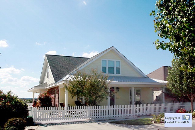 2273 Gruene Lake Dr, New Braunfels, TX 78130 - photo 1