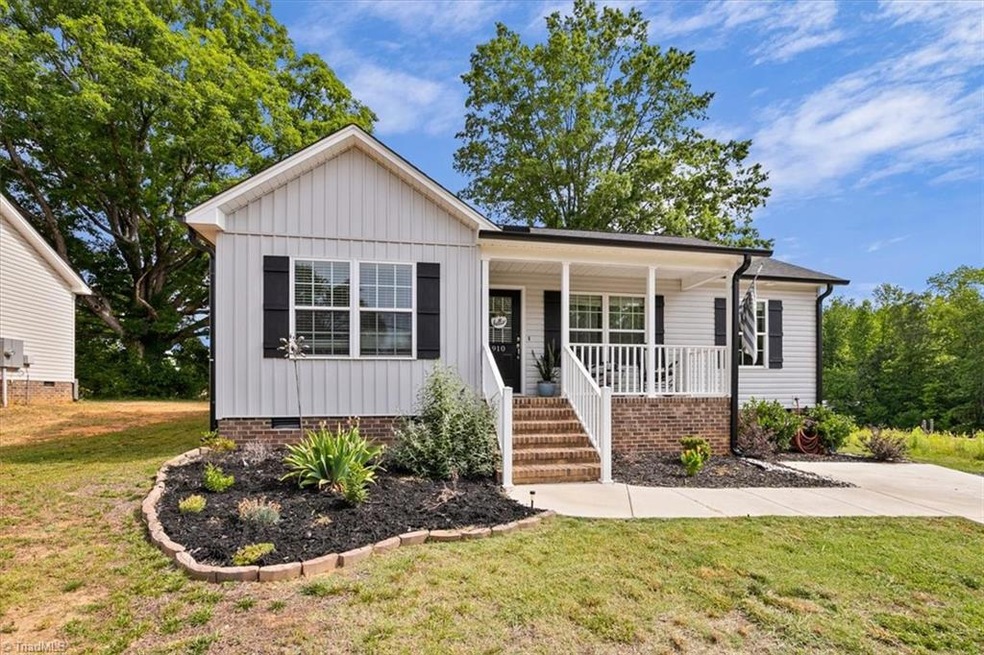 910 Fermer Rd, Asheboro, NC 27203 - photo 1