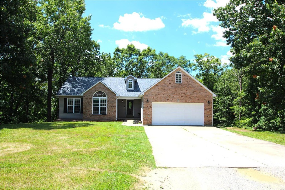 1929 Black Oak Dr, Farmington, MO 63640 - photo 1