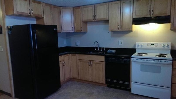 71 Knowlton St unit 1, Somerville, MA 02145 - photo 1