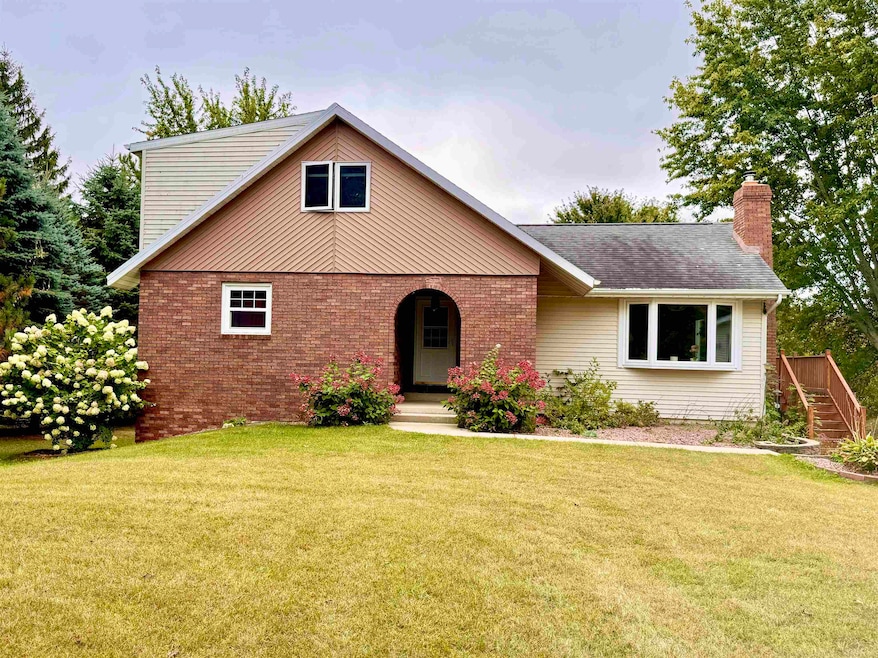 Under Contract $474,900