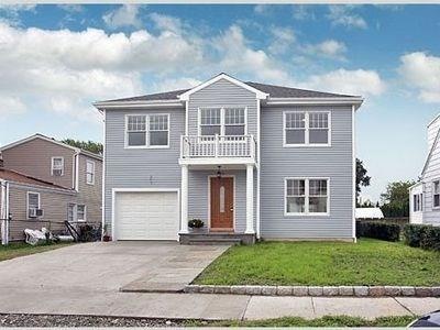 157 Wardwell St, Stamford, CT 06902 - photo 1