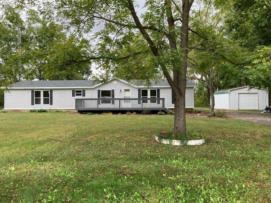 11095 E Nicole Dr, Culver, IN 46511 - photo 1