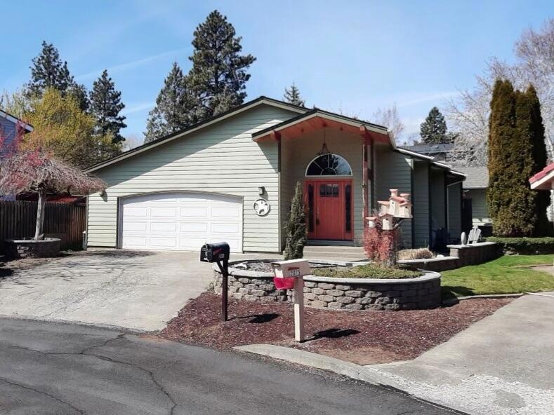 2861 NE Adrian Ct, Bend, OR 97701 - photo 1