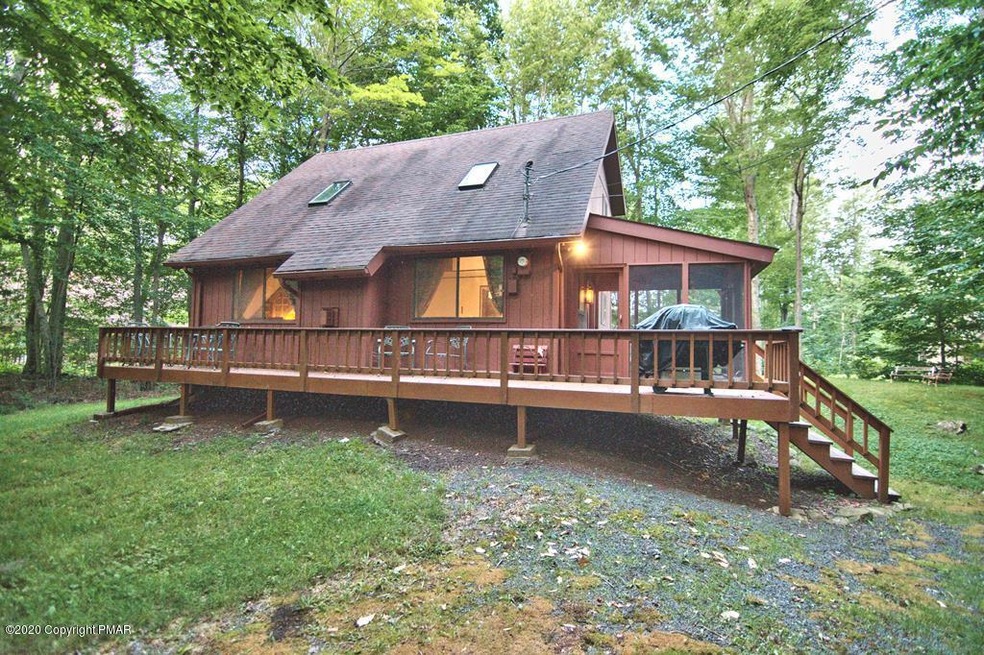 328 Gross Dr, Pocono Pines, PA 18350 - photo 1