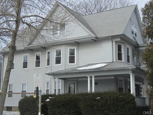 1537 Stratfield Rd unit 2, Fairfield, CT 06825 - photo 1