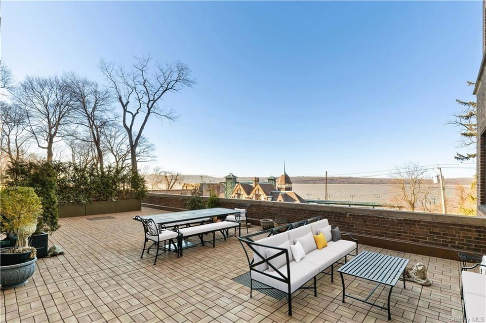 100 Ardsley Ave W unit TL, Irvington, NY 10533 - photo 1