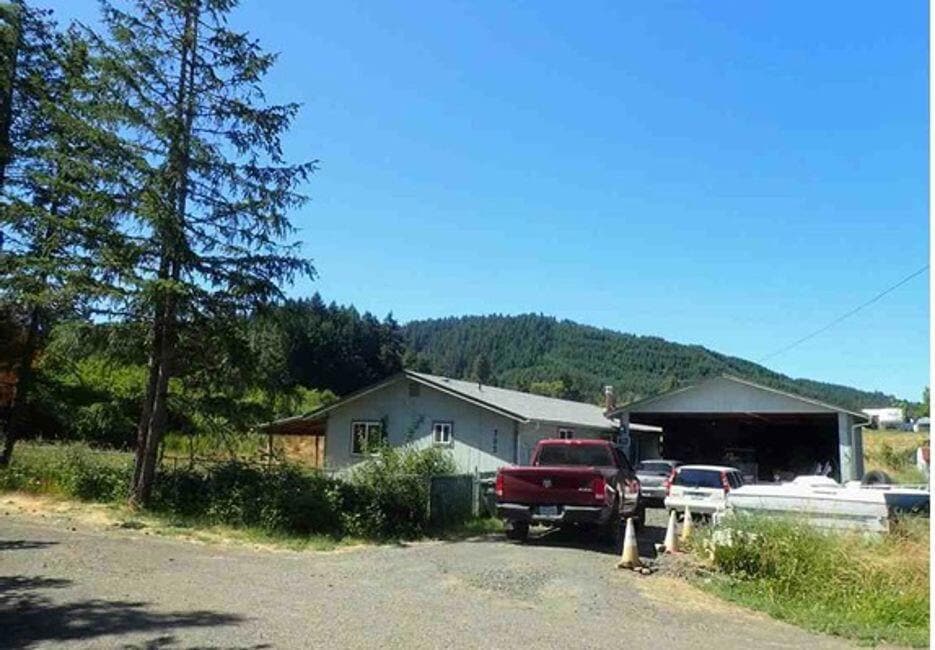 703 Main St, Yoncalla, OR 97499 - photo 1