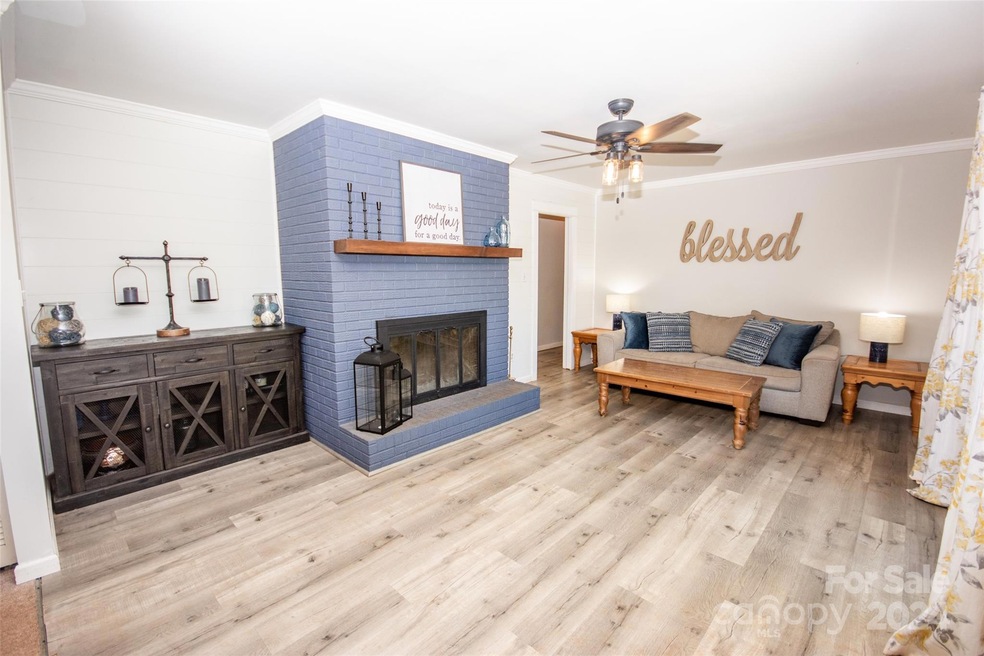 110 Heavenly Dr, Statesville, NC 28625 - photo 1