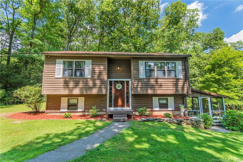 811 Brickyard Rd, Woodstock, CT 06281 - photo 1