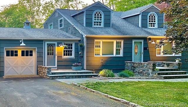 6 Aspen Mill Road.