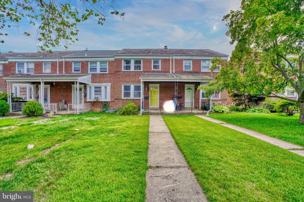 215 Ridge Ave, Towson, MD 21286 - photo 1