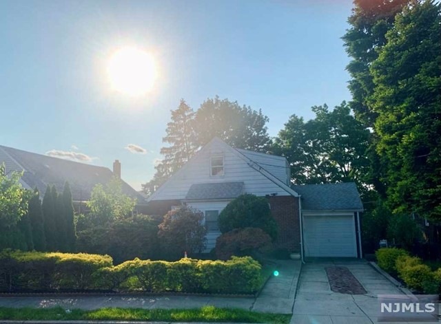 499 Martling Place, Ridgefield, NJ 07657 - photo 1