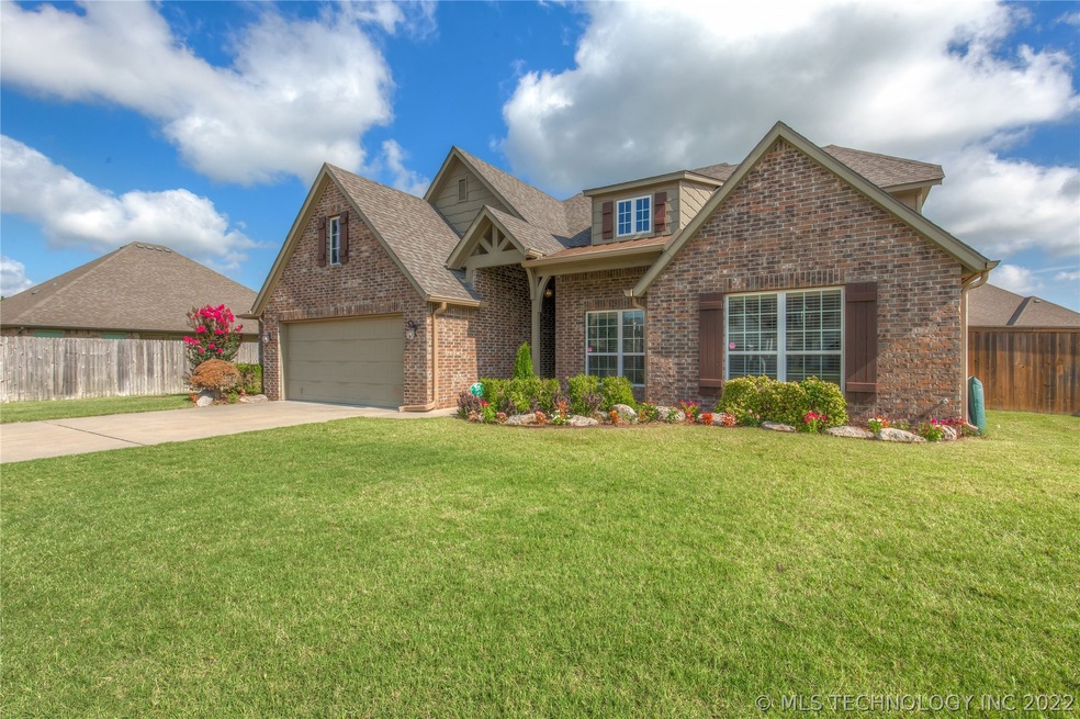 Located in a quiet desirable neighborhood. this ho