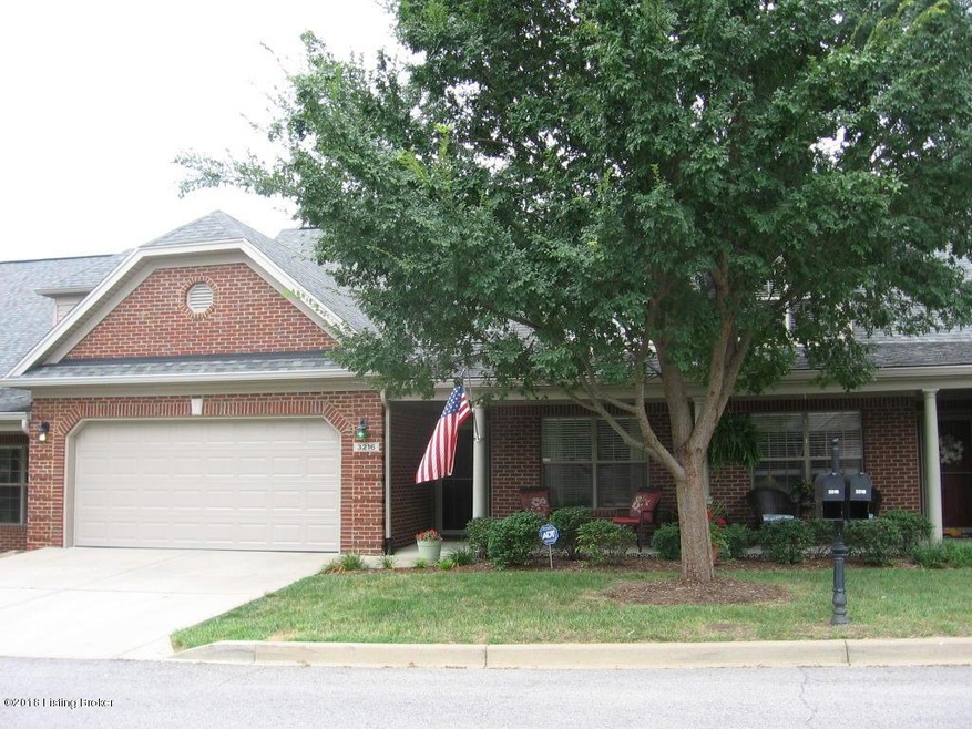 3216 Brittany Pointe Ln unit 3216, Louisville, KY 40220 - photo 1