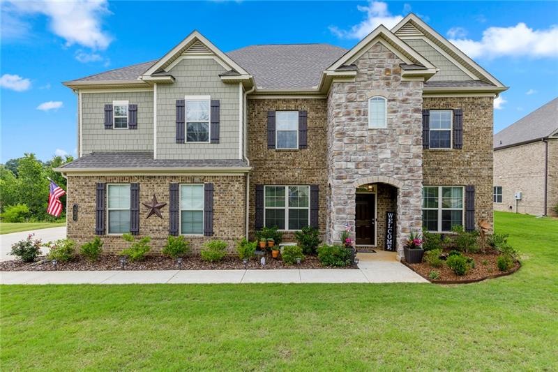 137 Aylesbury Blvd, McDonough, GA 30252 - photo 1