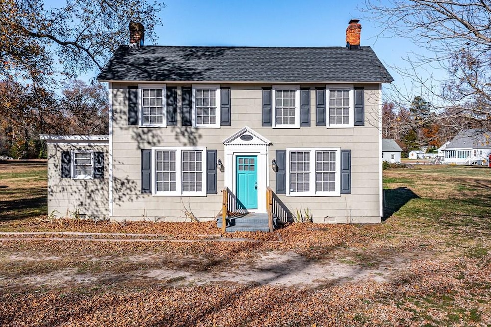 4230 Irvington Rd, Irvington, VA 22480 - photo 1