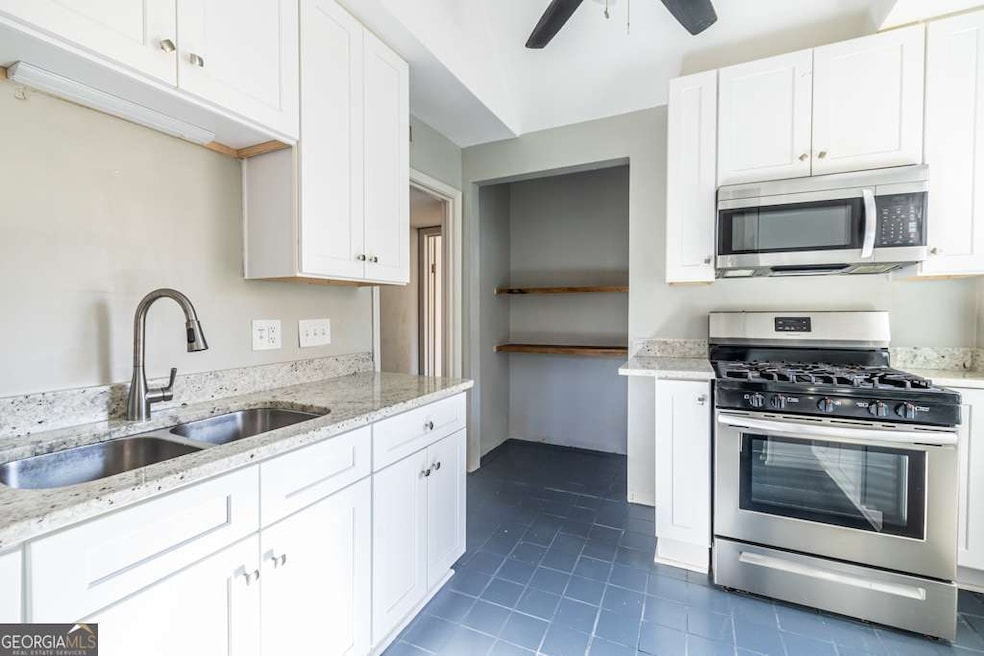 1570 Spring Ln NW unit B, Atlanta, GA 30314 - photo 1