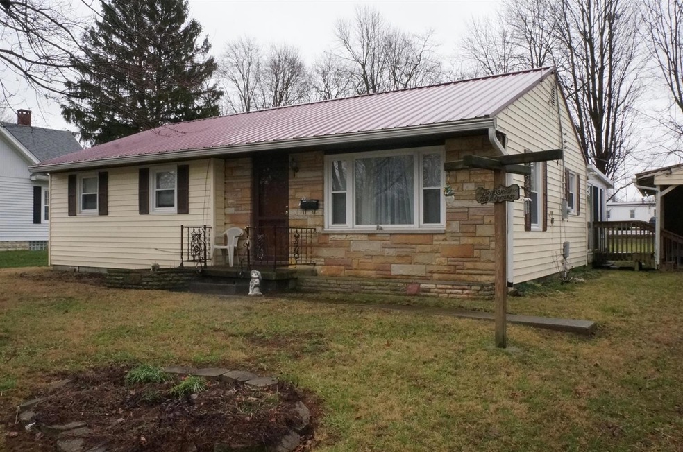 718 E Center St, Blanchester, OH 45107 - photo 1