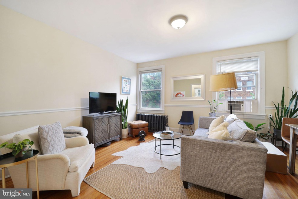 1426 12th St NW unit 5, Washington, DC 20005 - photo 1