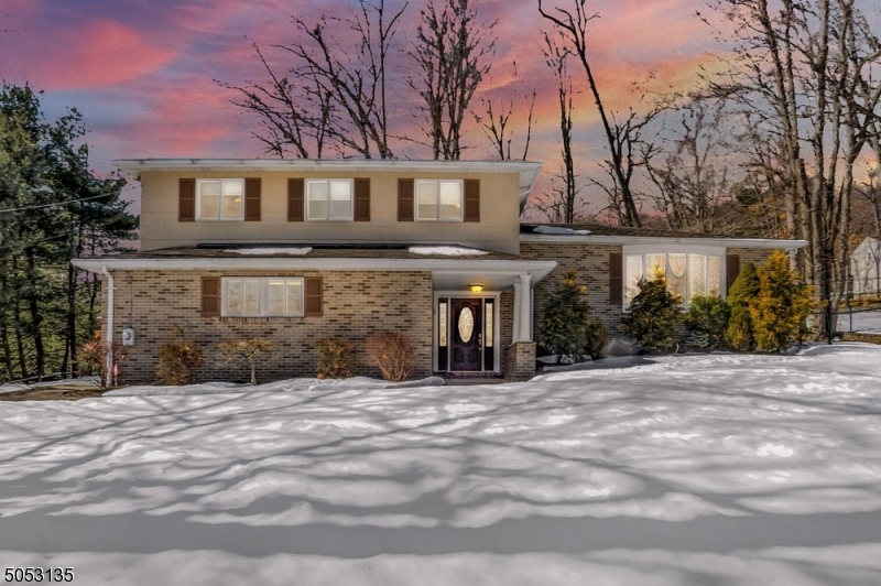 73 Spencer Ln, Watchung, NJ 07069 - photo 1