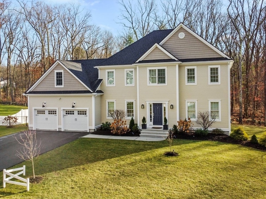 9 Clearview St, Grafton, MA 01519 - photo 1