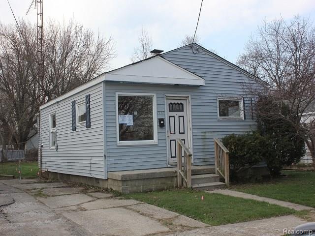 1117 Crawford St, Flint, MI 48507 - photo 1