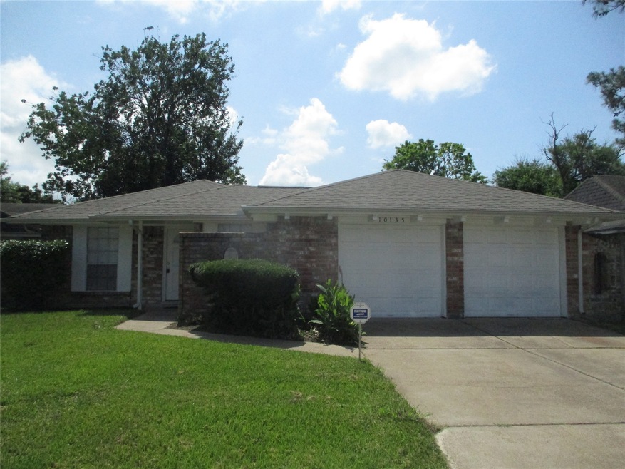 10135 Whitebrook Dr, Houston, TX 77038 - photo 1