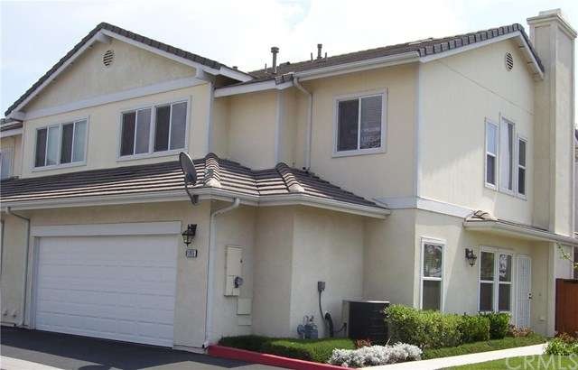 End Unit for Privacy with 2-car, attached garage