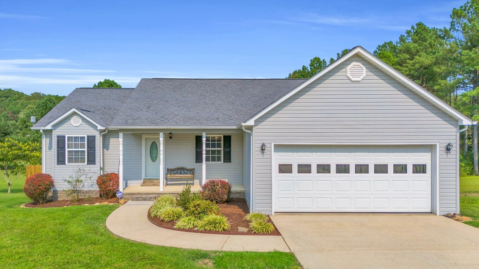 1565e223-7635-45b1-841a-3bb1c3d8c16e