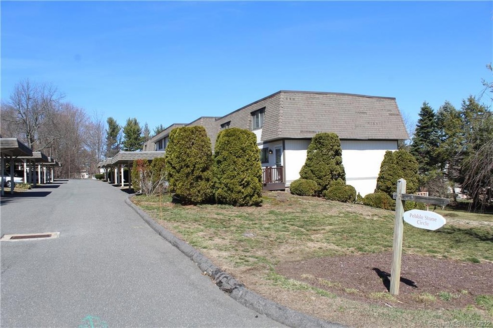 Location and convenience with easy access to walki