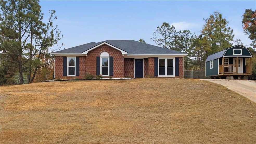8 Pilgrim St, Fort Mitchell, AL 36856 - photo 1