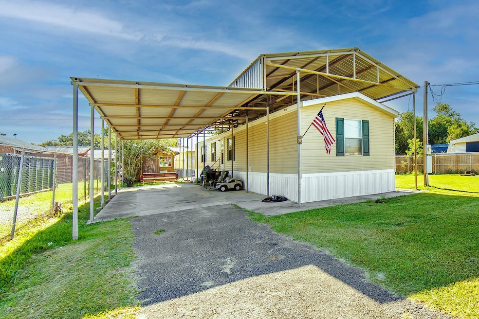 125 Morristown Rd, Raceland, LA 70394 - photo 1