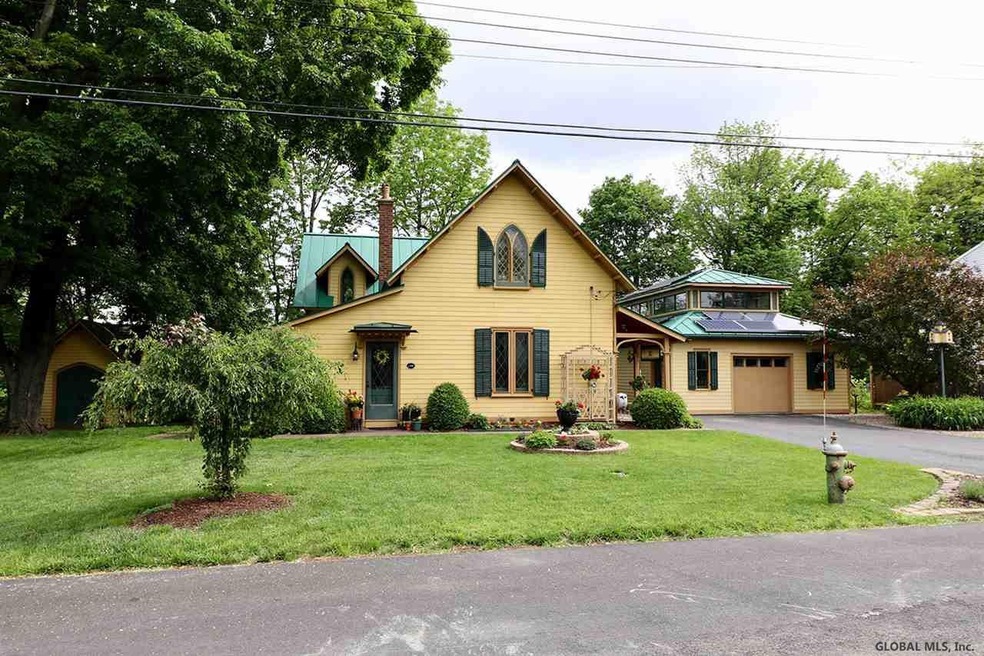 19 Golder St, Albany, NY 12209 - photo 1