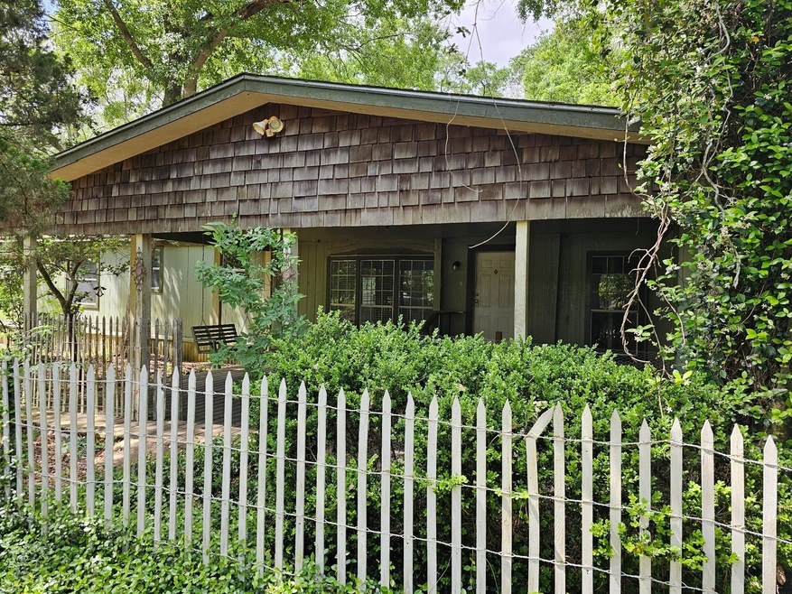 13803 Bryan Ave, Alvin, TX 77511 - photo 1