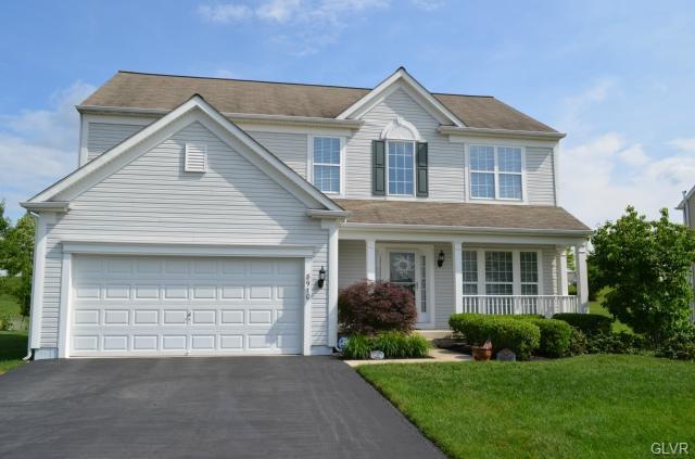 8910 Colebrook Dr, Breinigsville, PA 18031 - photo 1